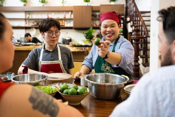 Hanoi vegetarian cooking class